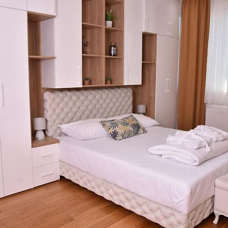 Appartement Frajla à Novi Sad Extérieur photo